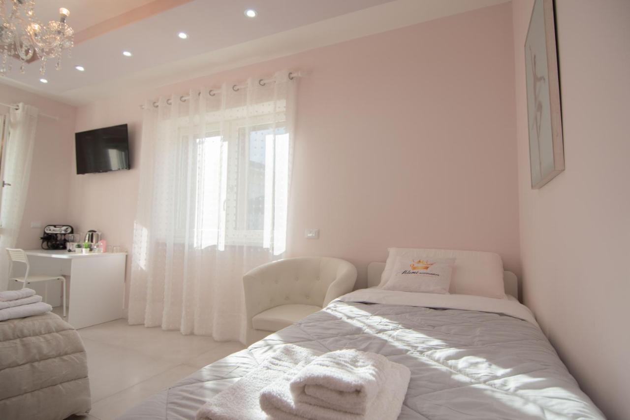 Klemi, Rooms In Old Town Dolomia Best Home Check In Automatico Trento Eksteriør bilde